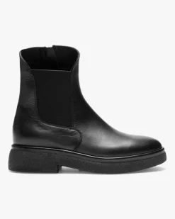 Alison R Beat Chelsea Boots