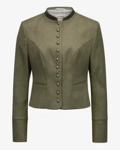 Barbara Trachtenblazer