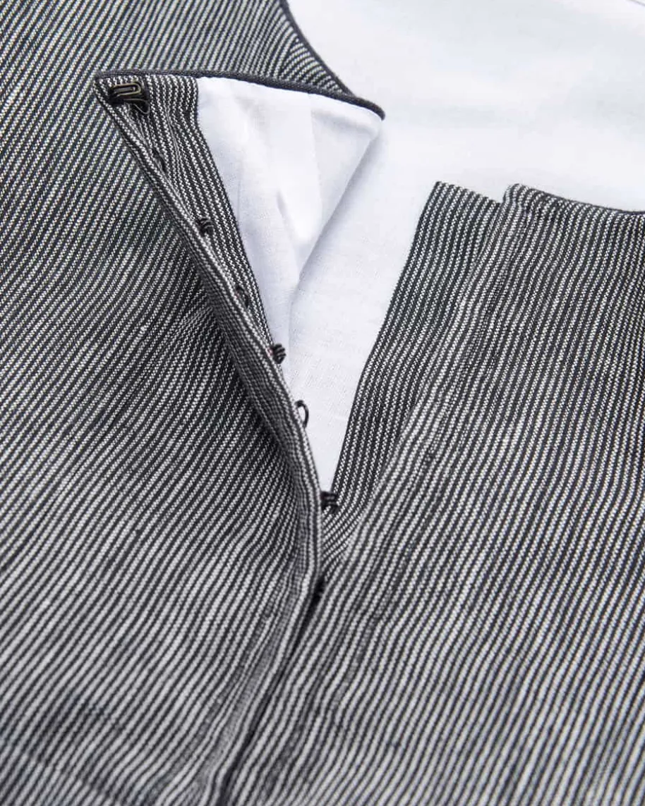 Bette Leinendirndl lang mit Sylvia Schürze