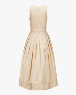 Dirndl lang mit Schürze