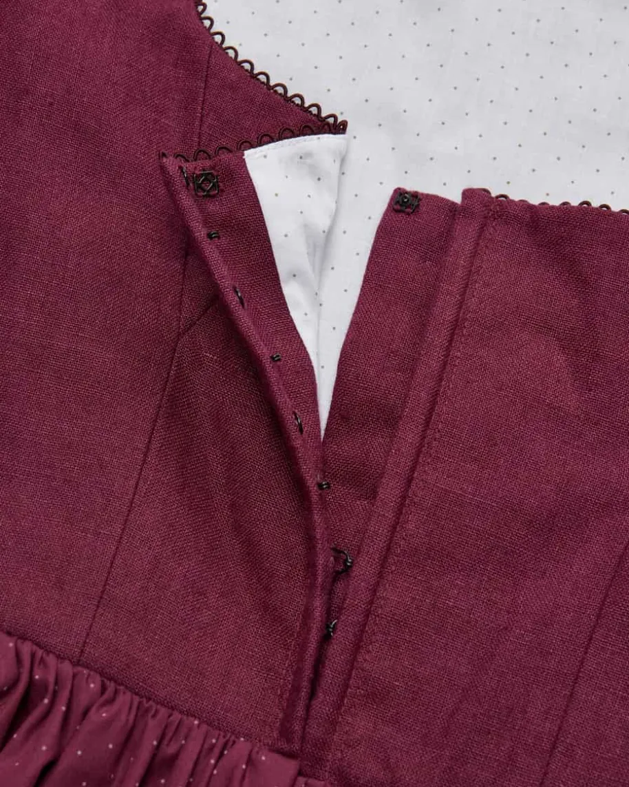 Dirndl lang mit Schürze