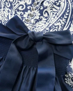 Dirndl lang mit Schürze