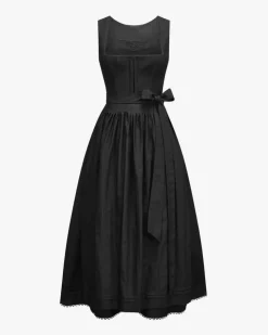 Dirndl lang mit Schürze