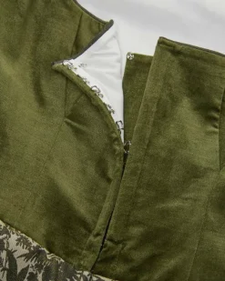 Dirndl lang mit Schürze