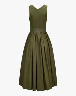 Dirndl lang mit Schürze