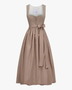 Dirndl midi mit Schürze