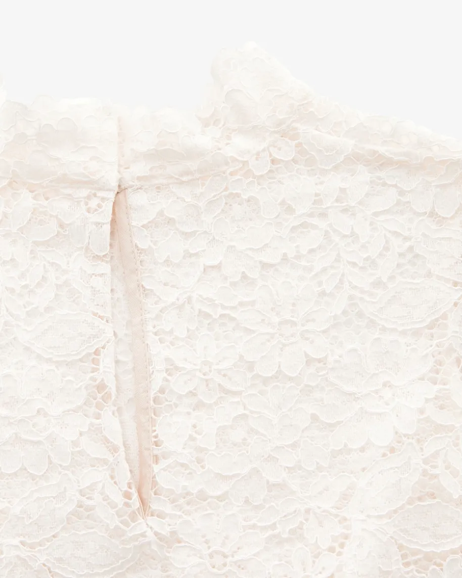 Dirndlbluse Semi-Transparent