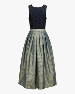 Ella Dirndl lang mit Schürze