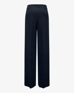 Emotional Essence l Hose