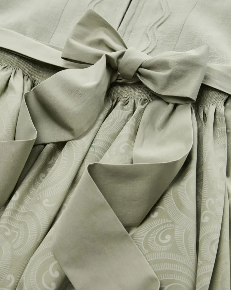 Grace Dirndl lang mit Schürze