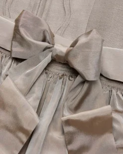 Grace Dirndl lang mit Seidenschürze