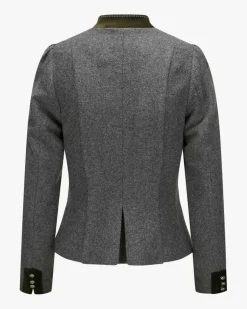 Josefa Trachtenblazer