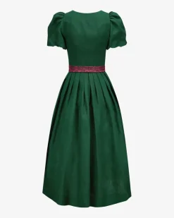 Margret Dirndl lang mit Schürze