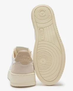 Medalist Low Sneaker