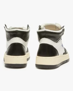 Medalist Mid Sneaker