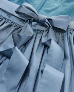 Midi-Dirndl mit Schürze