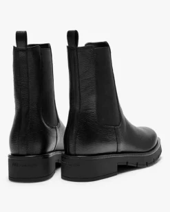 Mohave Chelsea Boots