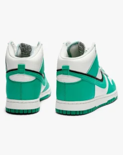Nike Dunk High Retro SE Sneaker
