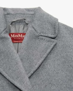 Sheree Caban-Wolljacke