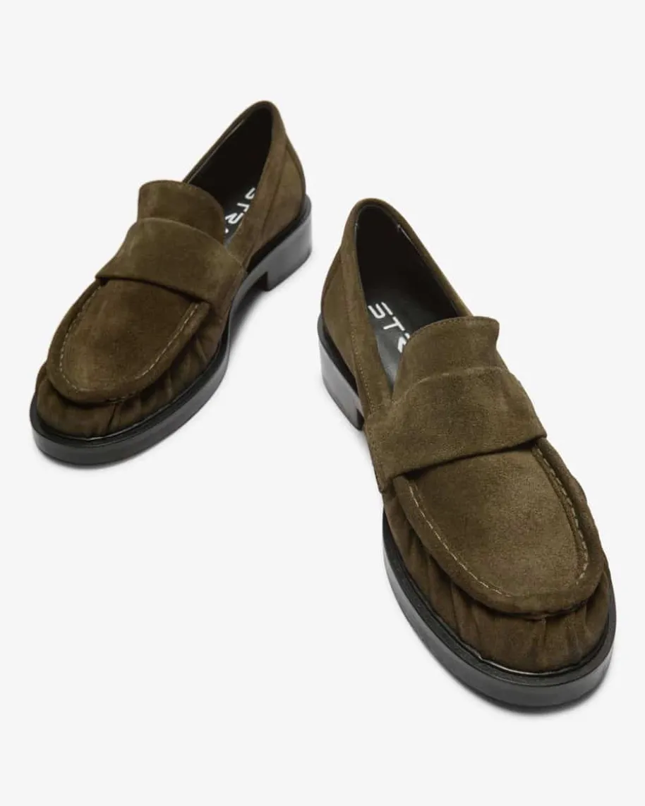 Silvy Loafer
