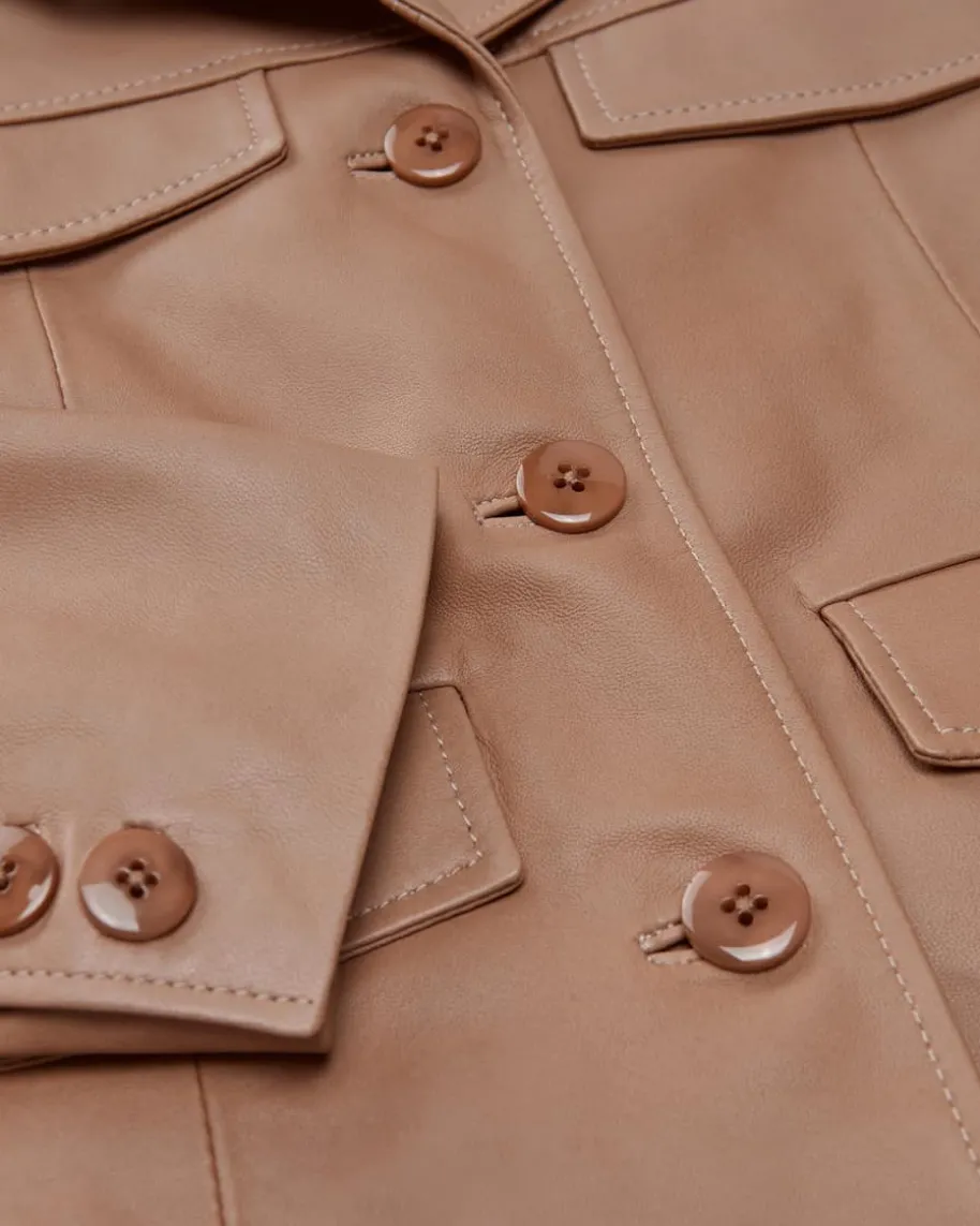 Sleek Statement Lederjacke