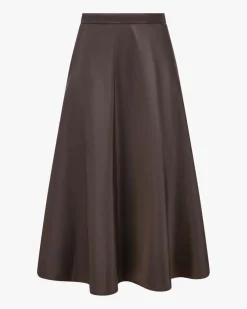 Sporty Elegance Rock