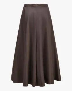 Sporty Elegance Rock