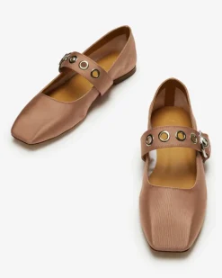 Uma Eyelet Ballerinas