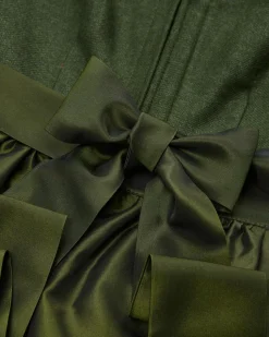 Vlora Dirndl lang mit Schürze