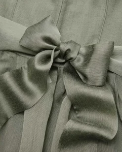 x LODENFREY Leinendirndl Midi mit Schürze