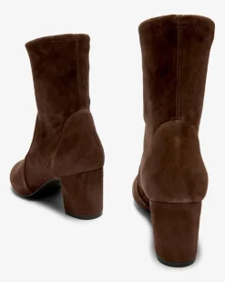 Yuliana Stiefeletten